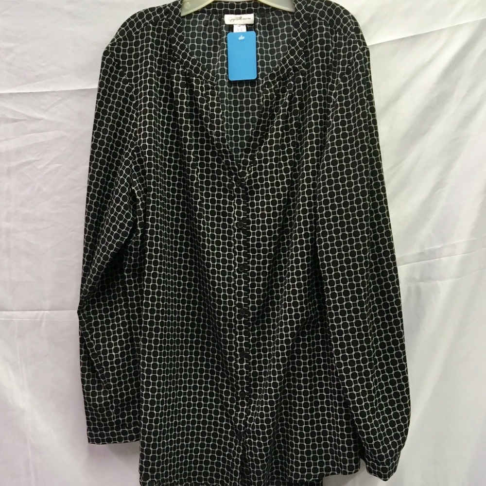 Black and white blouse